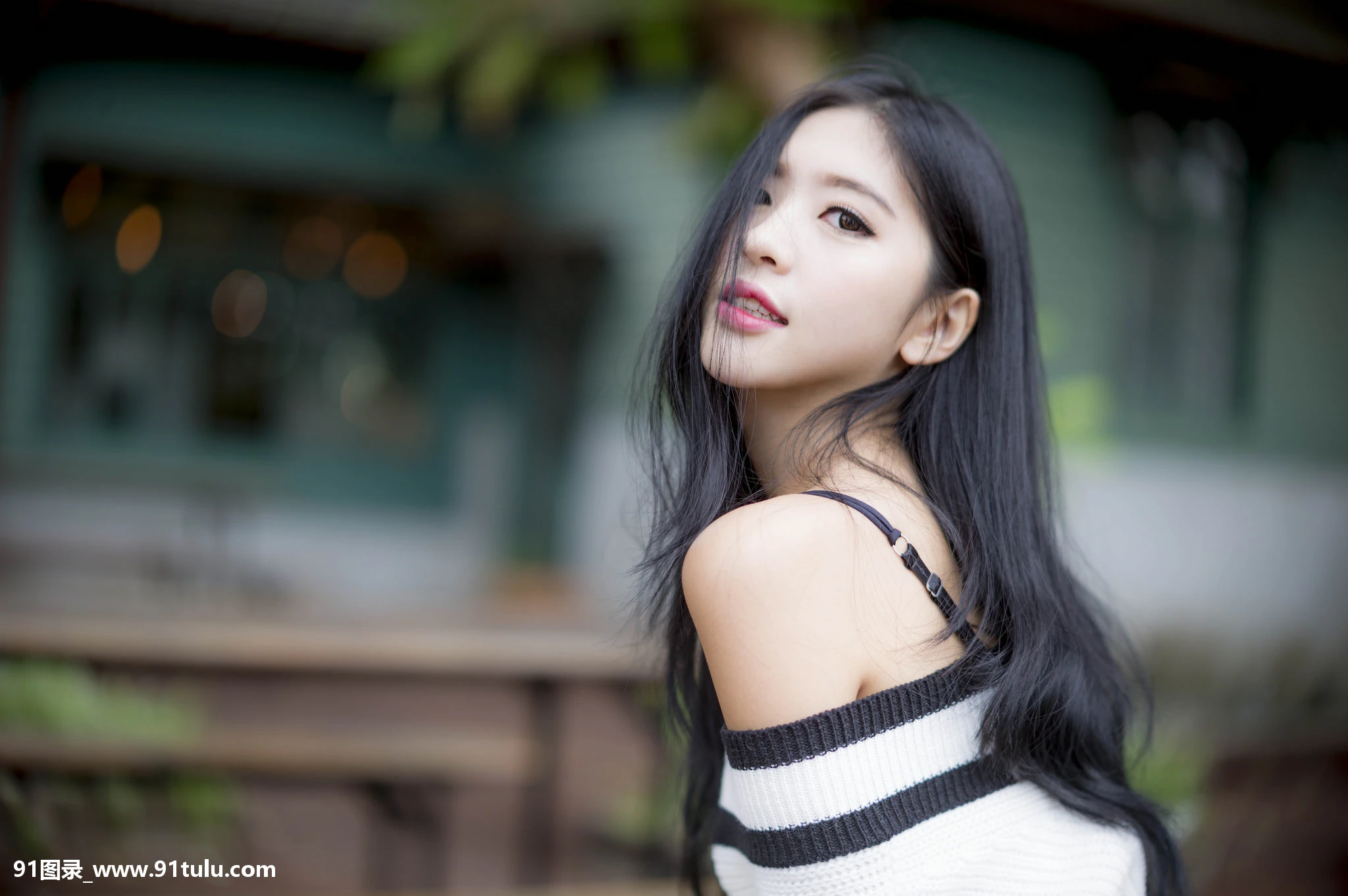 清纯少女真漂亮 [33P][六義園 紅葉 写真]